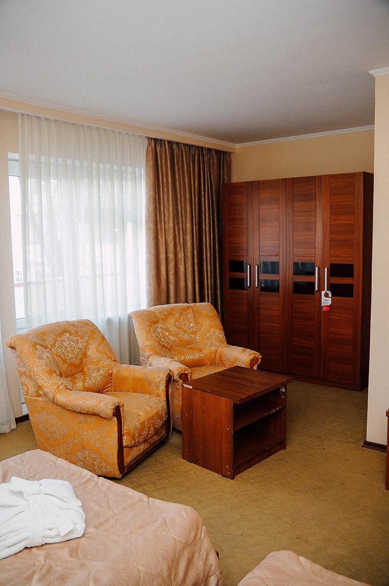 شيمكنت Dostyk Hotel المظهر الخارجي الصورة