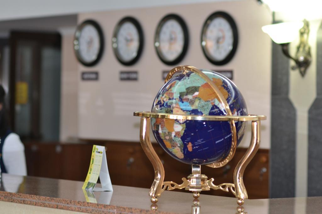شيمكنت Dostyk Hotel المظهر الخارجي الصورة